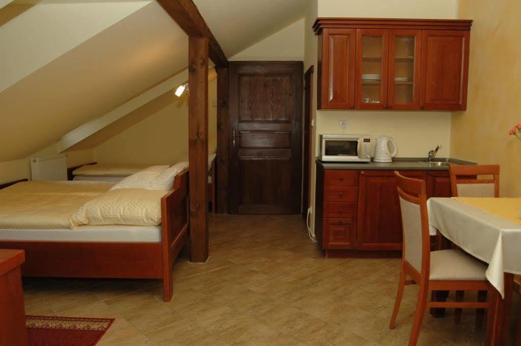 Pension Pod Radnici Cesky Krumlov Ngoại thất bức ảnh