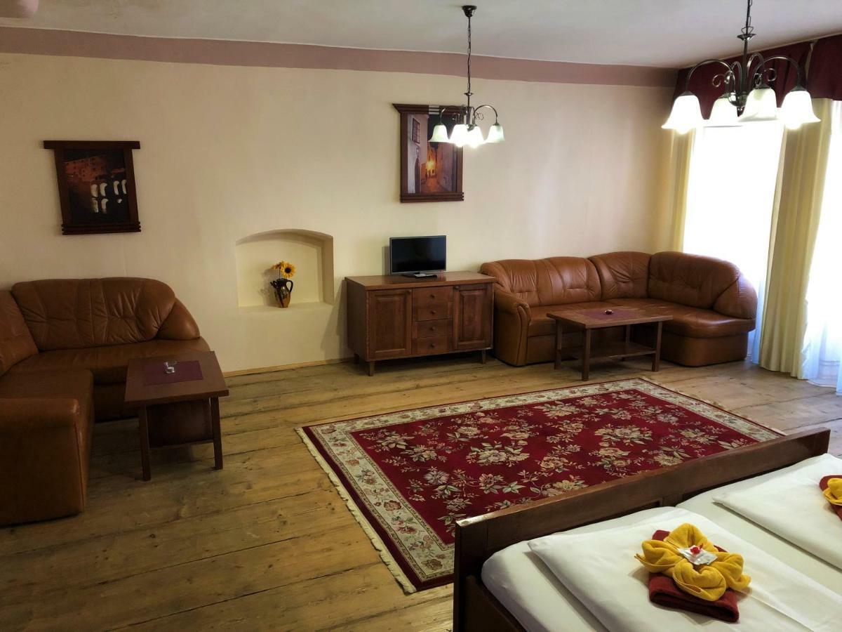Pension Pod Radnici Cesky Krumlov Ngoại thất bức ảnh